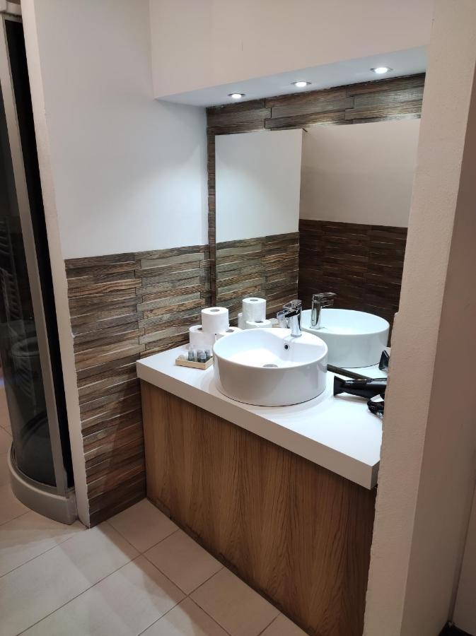 Residence Regina Delle Alpi Санта-Катерина-Вальфурва Екстер'єр фото