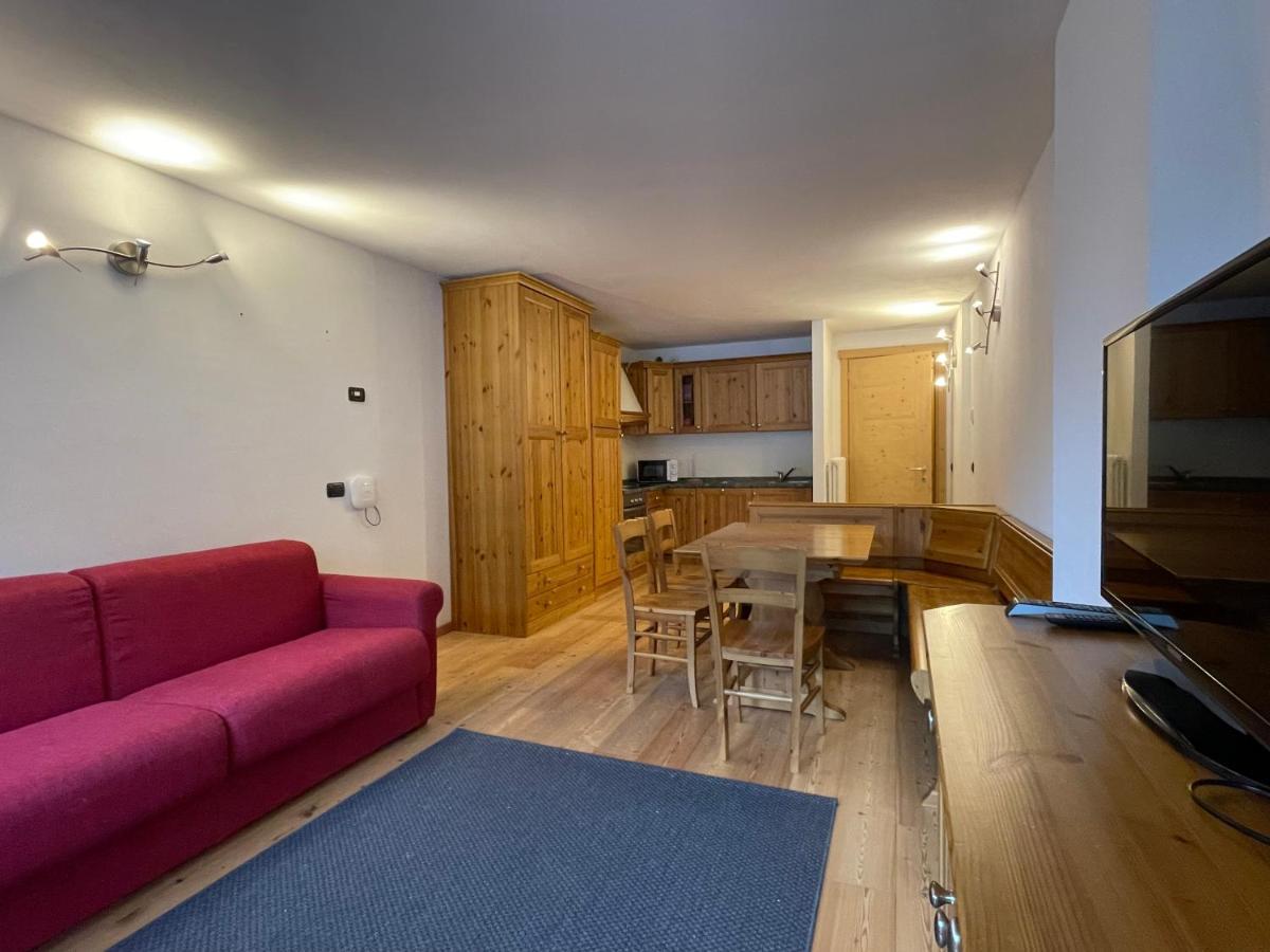 Residence Regina Delle Alpi Санта-Катерина-Вальфурва Екстер'єр фото
