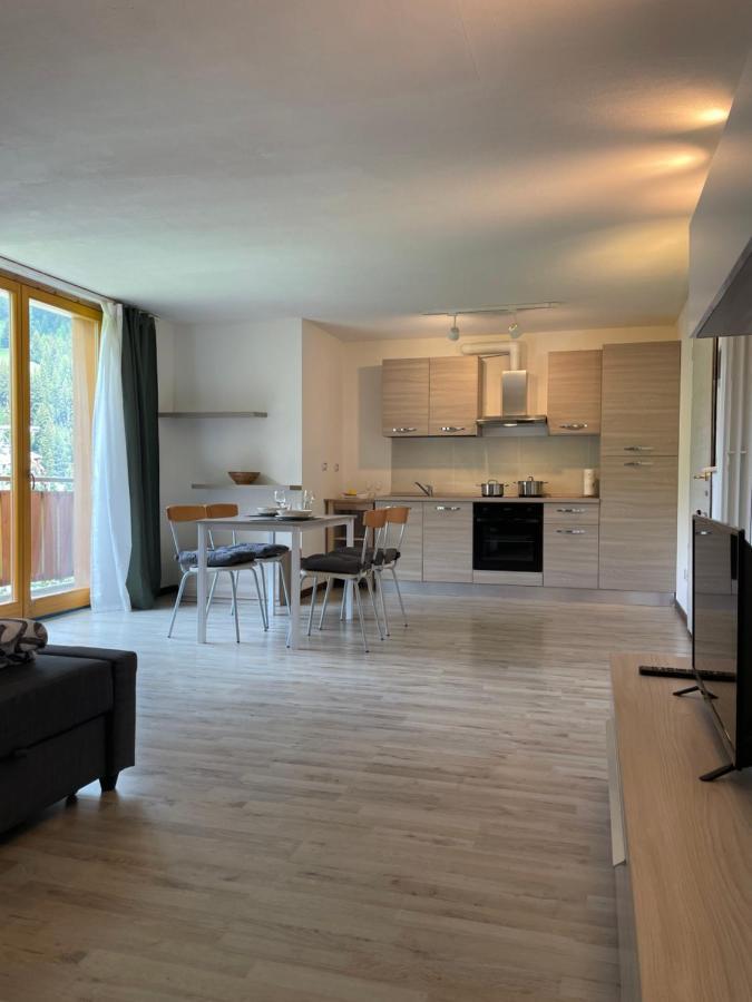 Residence Regina Delle Alpi Санта-Катерина-Вальфурва Екстер'єр фото