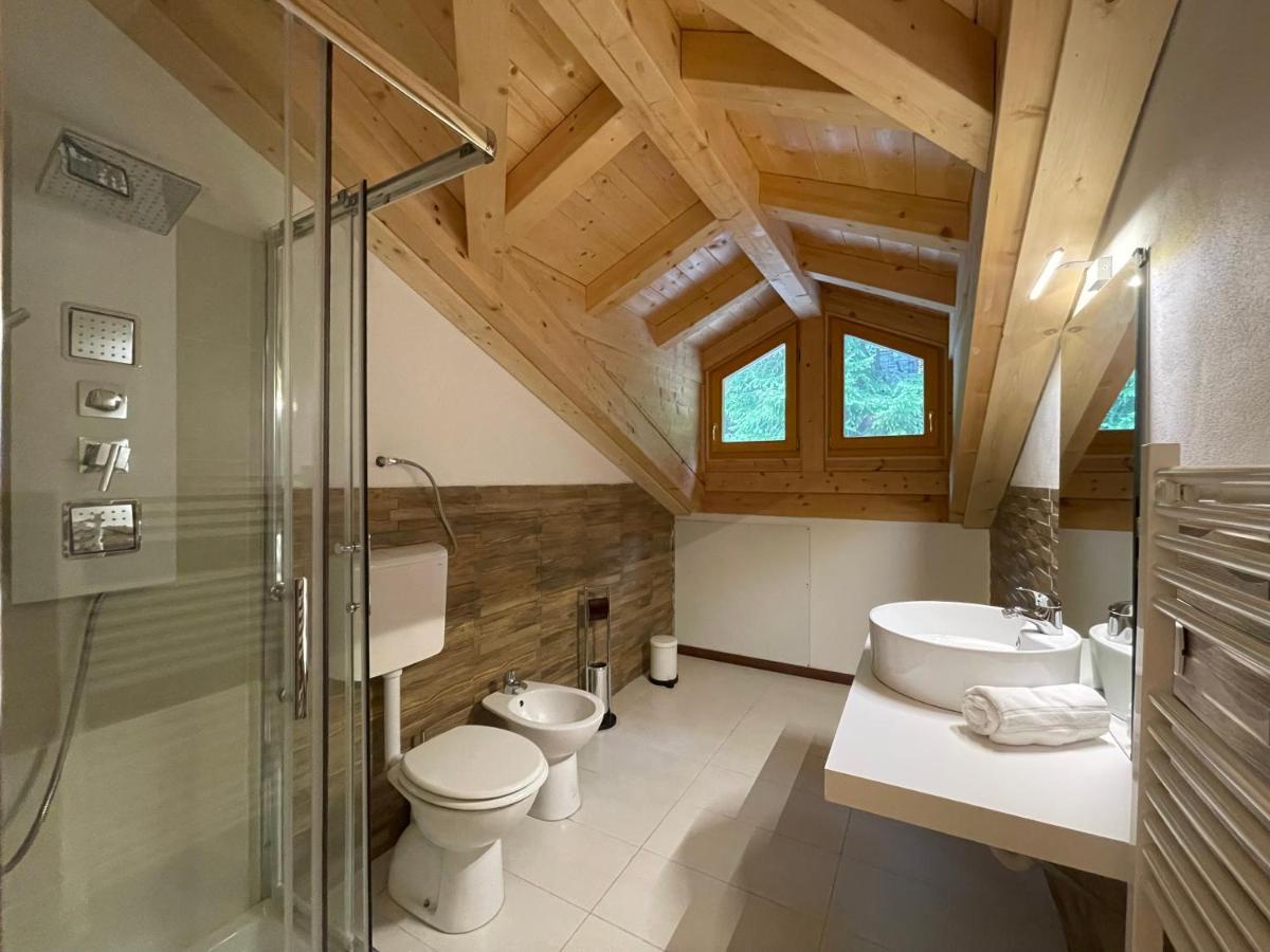 Residence Regina Delle Alpi Санта-Катерина-Вальфурва Екстер'єр фото