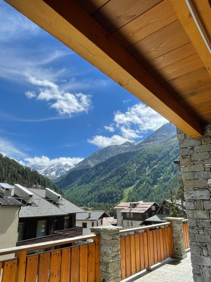 Residence Regina Delle Alpi Санта-Катерина-Вальфурва Екстер'єр фото